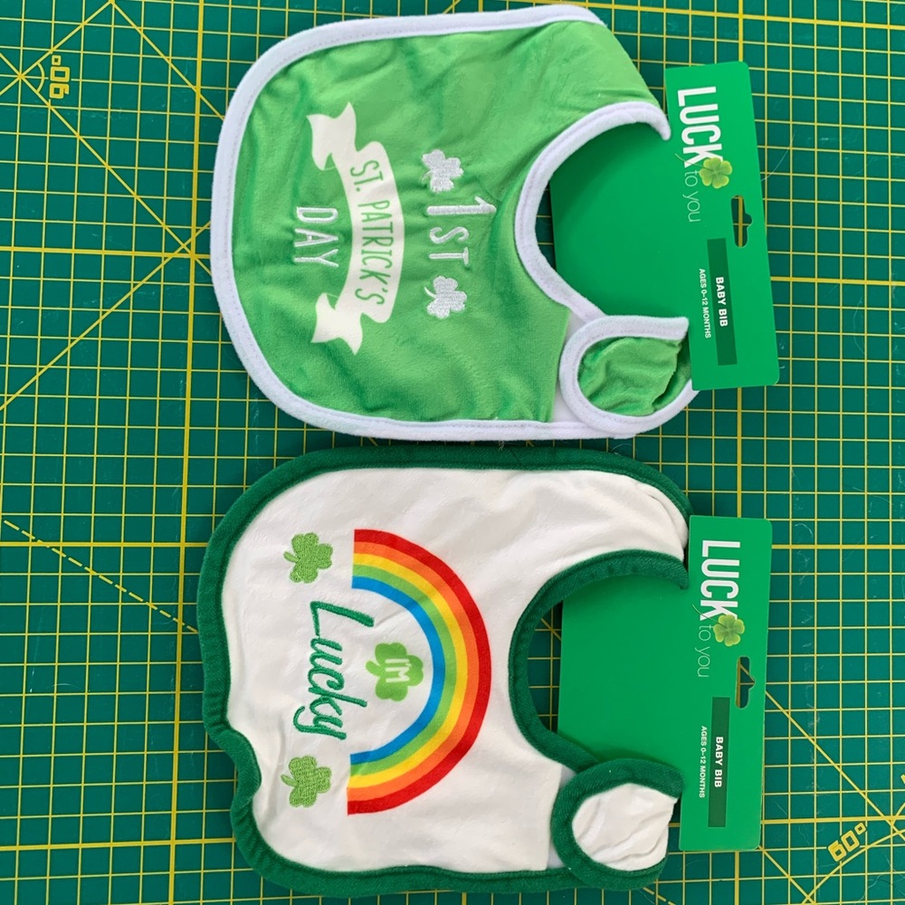 6/$15 Set of 2 new Saint Patrick’s Day bibs - NWT